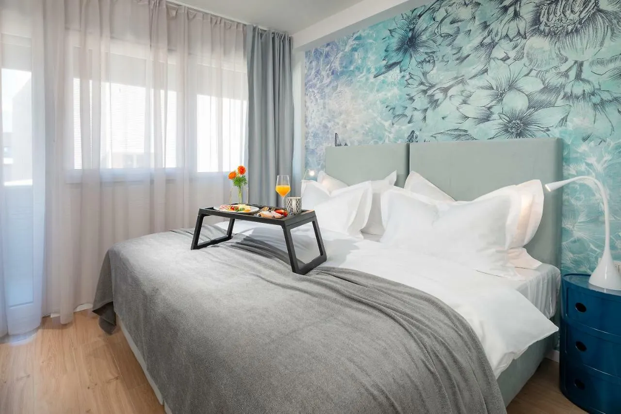 Skaline Luxury Rooms Split Alojamento de Acomodação e Pequeno-almoço