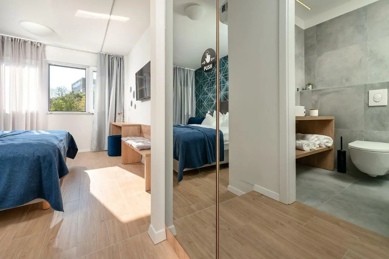 Alojamento de Acomodação e Pequeno-almoço Skaline Luxury Rooms Split