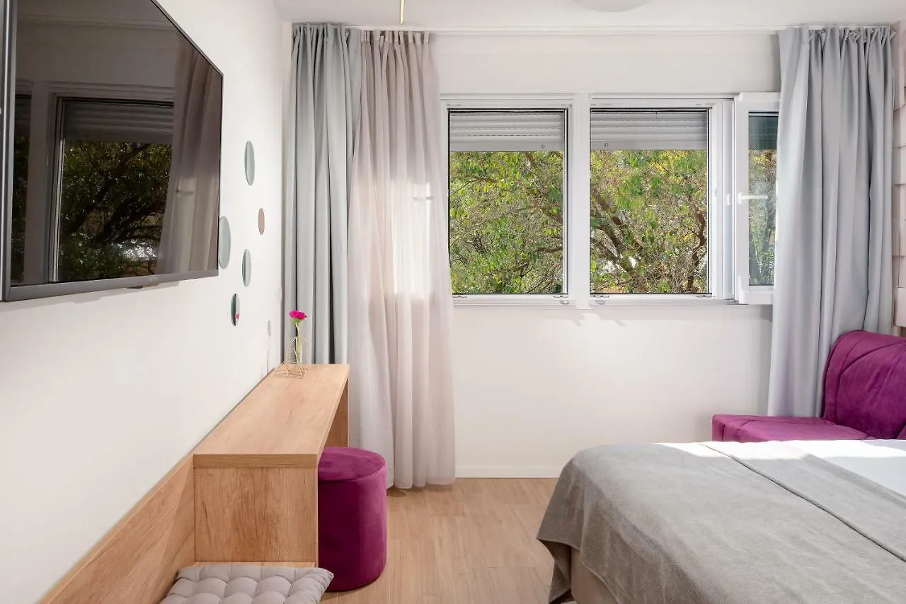 **** Alojamento de Acomodação e Pequeno-almoço Skaline Luxury Rooms Split Croácia