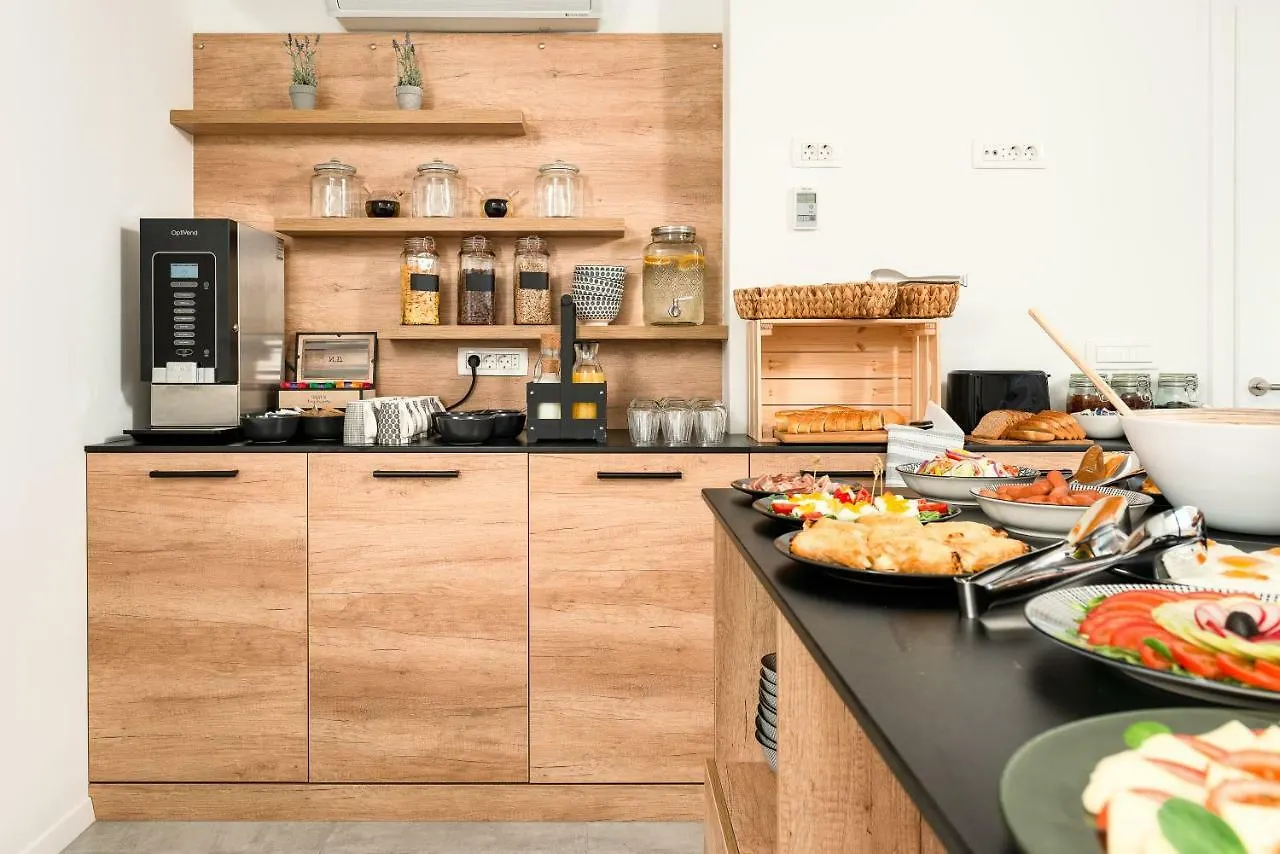 Skaline Luxury Rooms Split Alojamento de Acomodação e Pequeno-almoço
