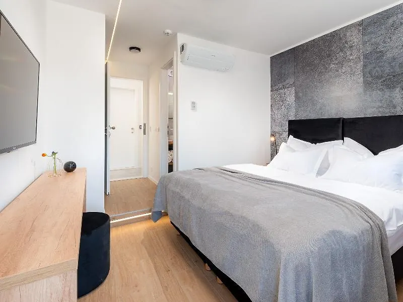 Skaline Luxury Rooms Split Alojamento de Acomodação e Pequeno-almoço