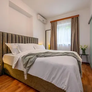 4* Affittacamere Yellow House With Private Parking