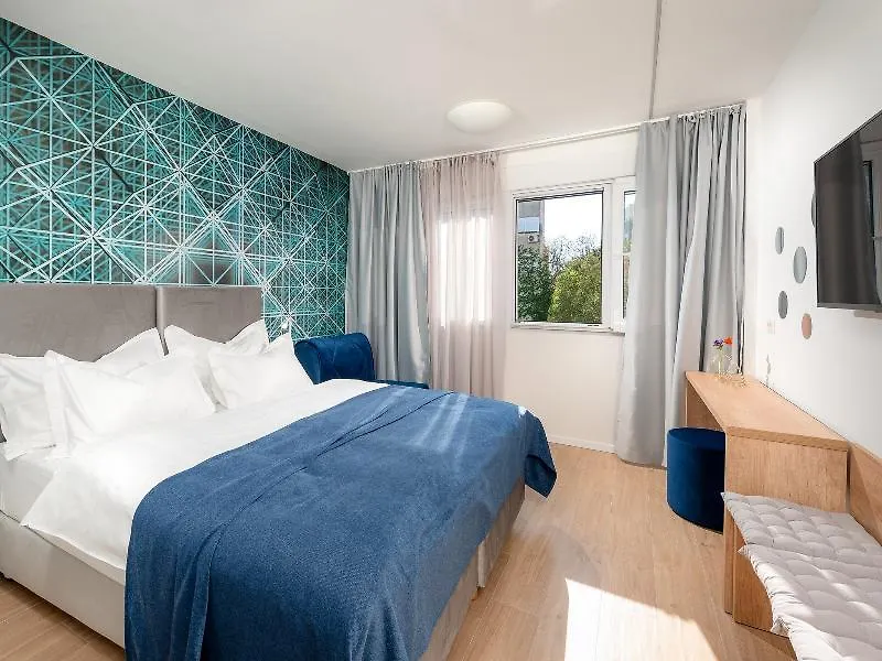 Skaline Luxury Rooms Split Bed & Breakfast